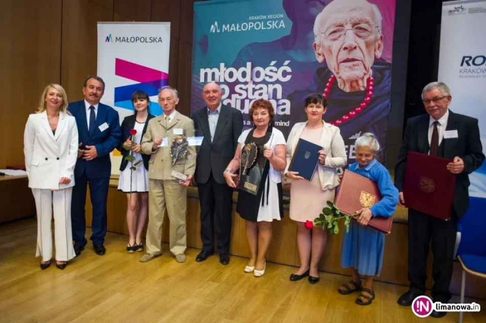 75-letnia mieszkanka Dobrej z tytułem Seniorki Roku 2016 - zdjęcie 2