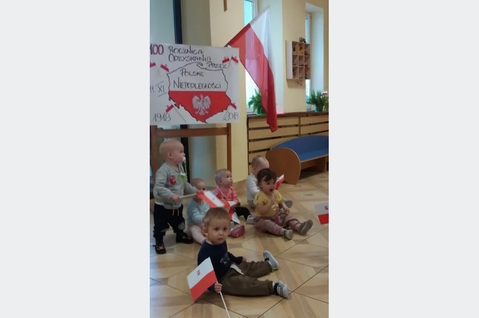 Nauka patriotyzmu w żłobku - zdjęcie 9