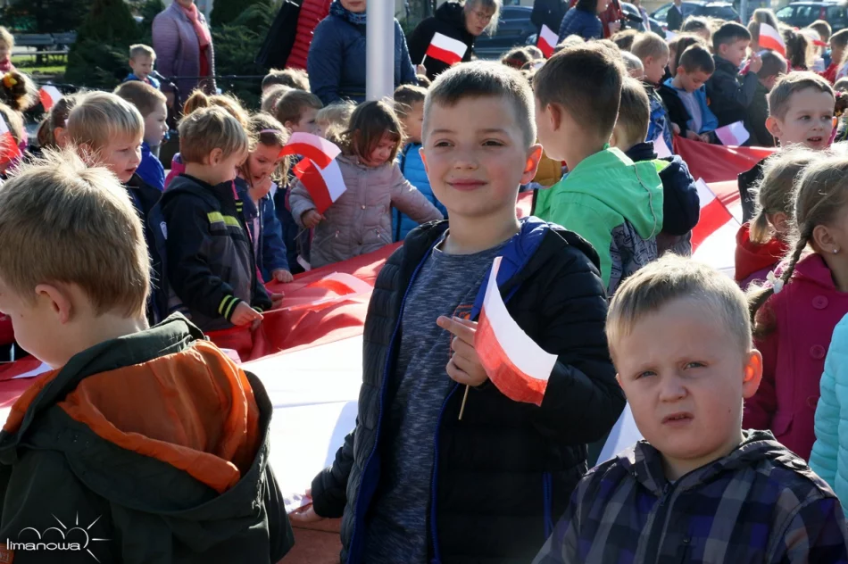 Przedszkolaki biły "Rekord dla Niepodległej" - zdjęcie 2