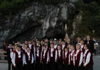 Chór Chłopięcy Bazyliki Matki Boskiej Bolesnej w Limanowej z koncertem „Polonez Wolności” - zdjęcie główne