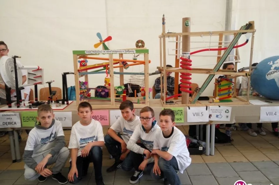 Uczniowie przeprowadzili „eksperyment łańcuchowy” i otrzymali wyróżnienie (wideo) - zdjęcie 3