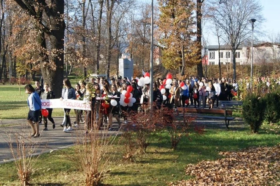 W setną rocznicę posadzili dąb - zdjęcie 12