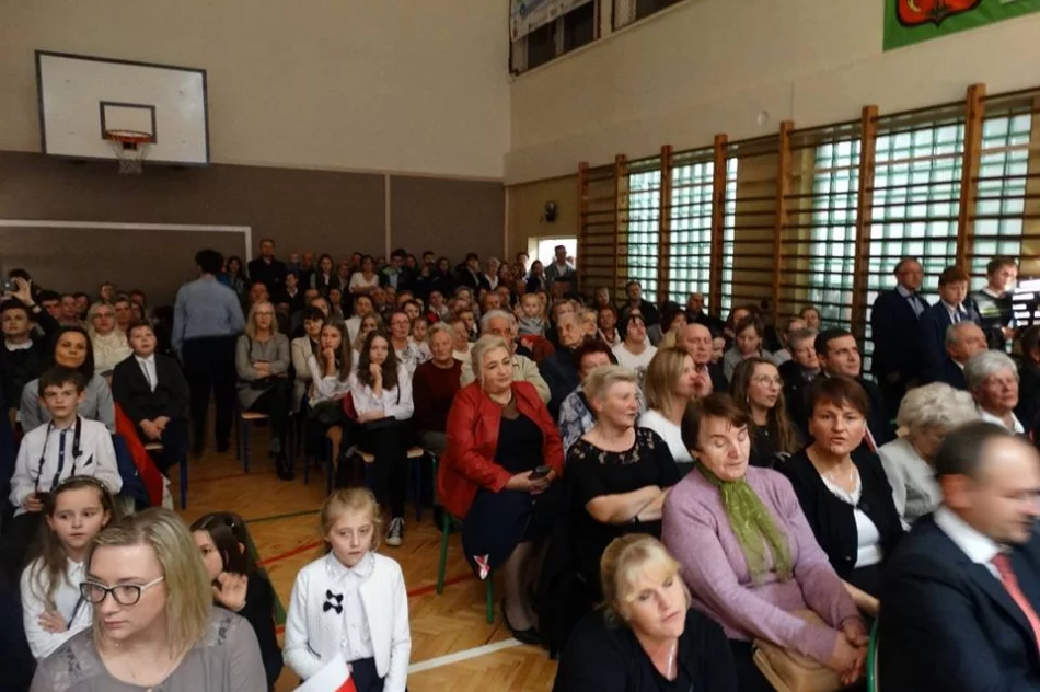 Uczcili pamięć i świętowali śpiewem - zdjęcie 15