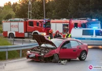 Zderzenie na łuku drogi, 7 osób w szpitalu - zdjęcie główne