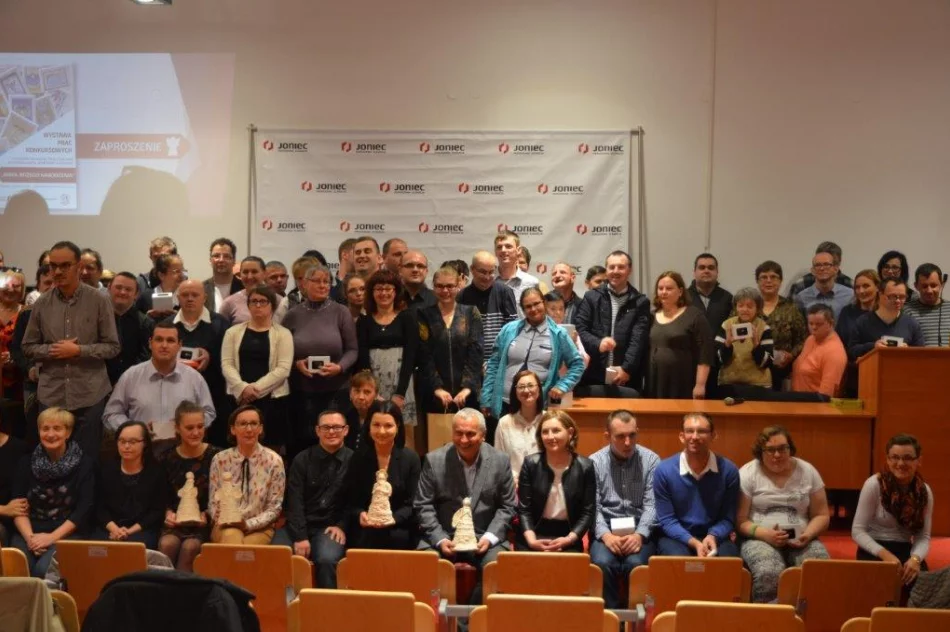 Konkurs plastyczny „Anioł Bożego Narodzenia” - zdjęcie 20