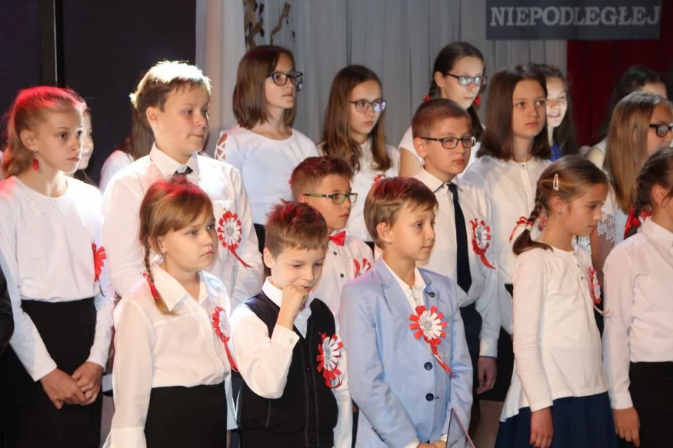 Gminne obchody 100-lecia odzyskania niepodległości przez Polskę - zdjęcie 8