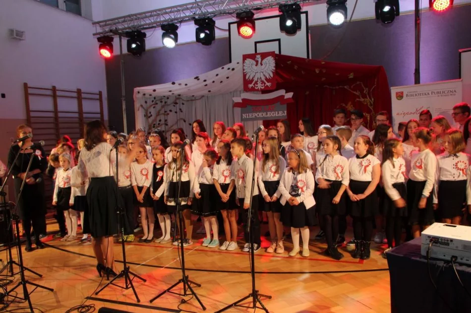 Gminne obchody 100-lecia odzyskania niepodległości przez Polskę - zdjęcie 11