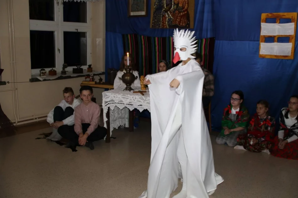 Uroczysta wieczornica patriotyczna - zdjęcie 5