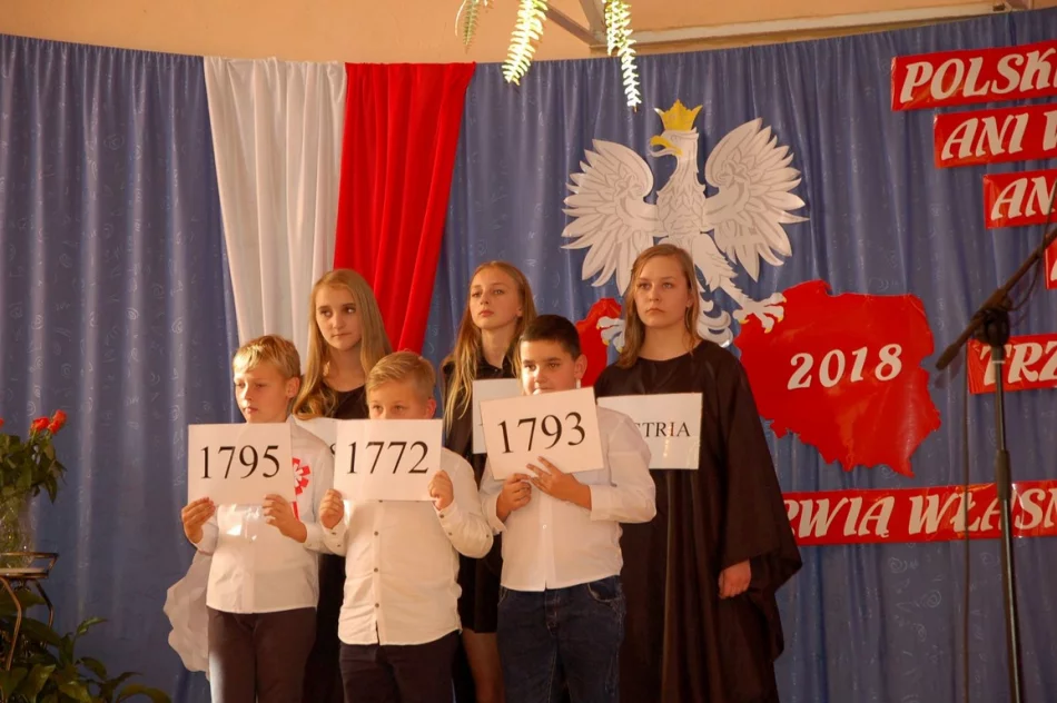 100-lecie Odzyskania Niepodległości upamiętniono w Szkole Podstawowej nr 2 w Starej Wsi - zdjęcie 10