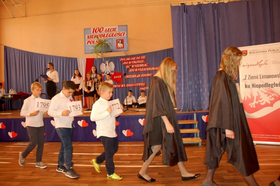 100-lecie Odzyskania Niepodległości upamiętniono w Szkole Podstawowej nr 2 w Starej Wsi - zdjęcie 16