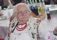 Pani Aniela zatańczyła na swoich 100. urodzinach - zdjęcie główne