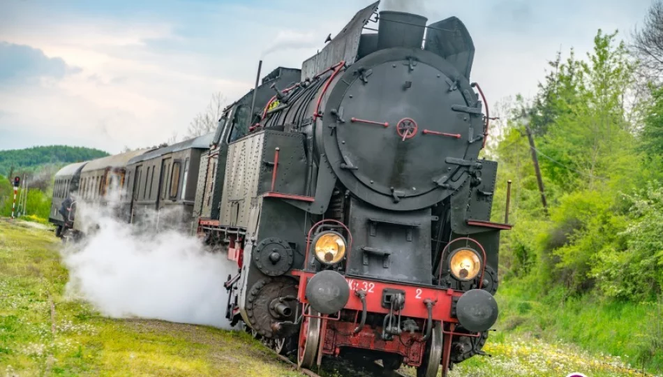 'Kolej na Majówkę!' - w niedzielę pociąg retro przejedzie przez Limanowszczyznę - zdjęcie 1