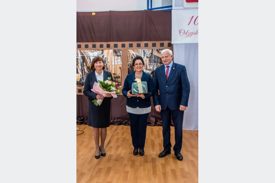 50. rocznica nadania szkole imienia i 100-lecie odzyskania przez Polskę niepodległości - zdjęcie 4