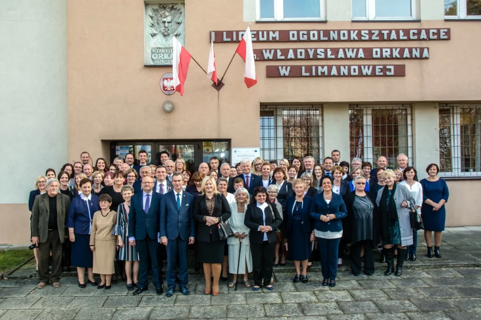 50. rocznica nadania szkole imienia i 100-lecie odzyskania przez Polskę niepodległości - zdjęcie 6