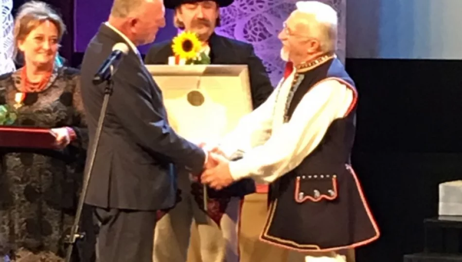 44. Limanowska „Słaza” - prowadzący festiwal, Marian Wójtowicz odznaczony Medalem Honorowym POLONIA MINOR - zdjęcie 1