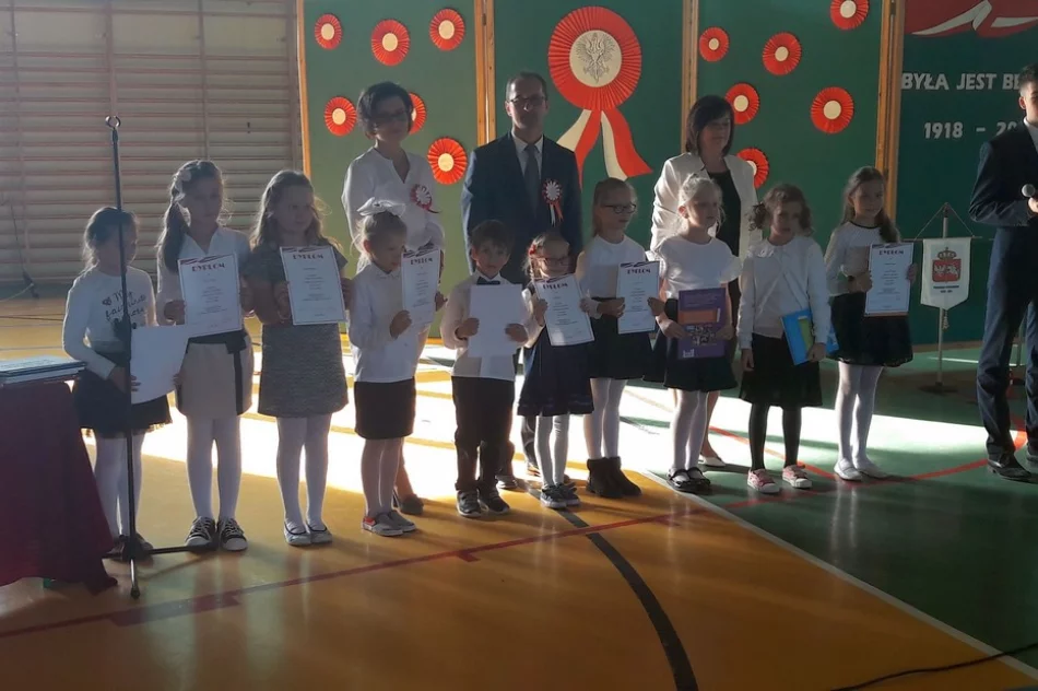 „Była, Jest, Będzie” – obchody 100 rocznicy Odzyskania Niepodległości Polski w szkole w Mordarce  - zdjęcie 4