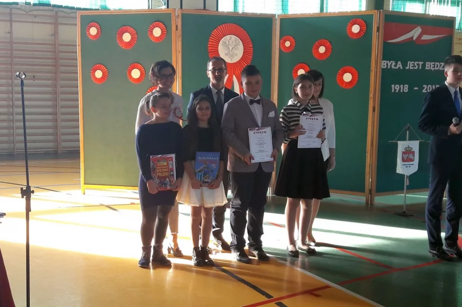 „Była, Jest, Będzie” – obchody 100 rocznicy Odzyskania Niepodległości Polski w szkole w Mordarce  - zdjęcie 19