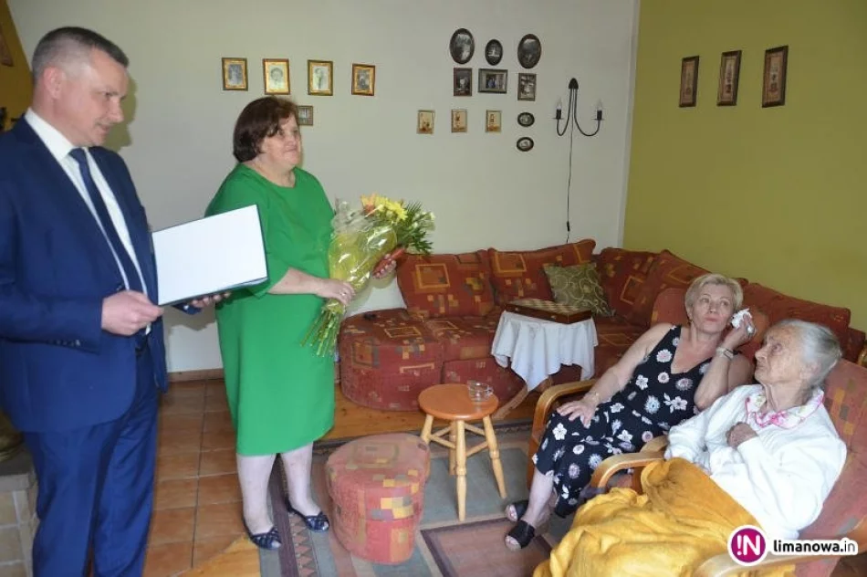 Życzyli 200 lat najstarszej mieszkance miasta - zdjęcie 2