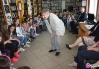 Teatralny czwartek w gminnych bibliotekach - zdjęcie główne