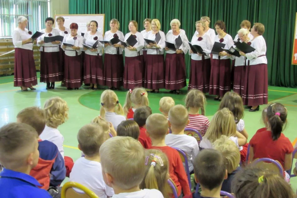 Tydzień dla Niepodległej w SP nr 1 w Szczawie - zdjęcie 12