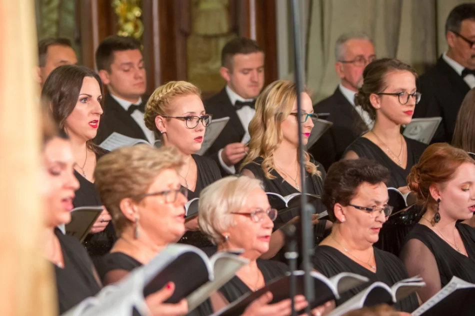 Limanowski chór z licznymi odznaczeniami w 20-lecie działalności - zdjęcie 4