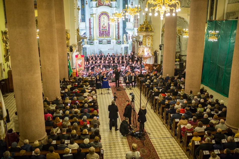 Jubileusz 20-lecia CANTICUM IUBILAEUM  - zdjęcie 4