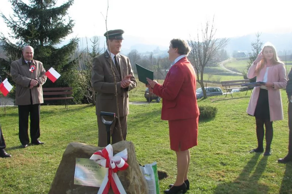 „Niepodległa już 100 lat!” – stulecie Odzyskania Niepodległości w Rupniowie - zdjęcie 5