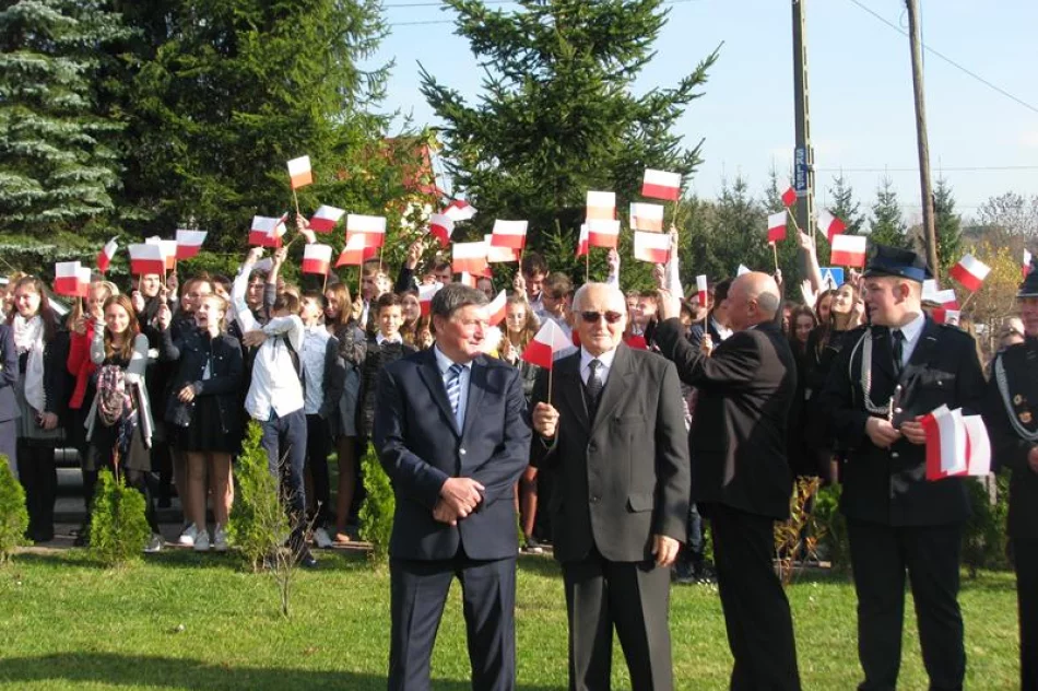 „Niepodległa już 100 lat!” – stulecie Odzyskania Niepodległości w Rupniowie - zdjęcie 9