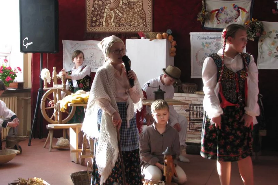 „Niepodległa już 100 lat!” – stulecie Odzyskania Niepodległości w Rupniowie - zdjęcie 13