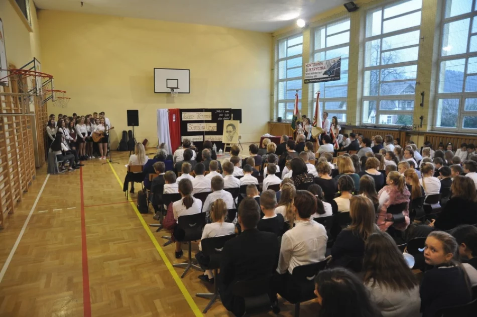 Uczcili patrona szkoły - zdjęcie 2