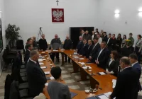 Wójt objął stanowisko, radni złożyli ślubowanie i wybrali prezydium - zdjęcie główne