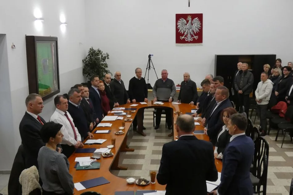 Wójt objął stanowisko, radni złożyli ślubowanie i wybrali prezydium - zdjęcie 2