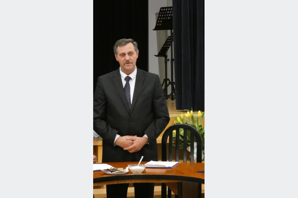 Wójt objął stanowisko, radni złożyli ślubowanie i wybrali prezydium - zdjęcie 6