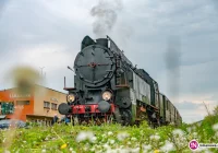 Stała na stacji lokomotywa... - zdjęcie główne