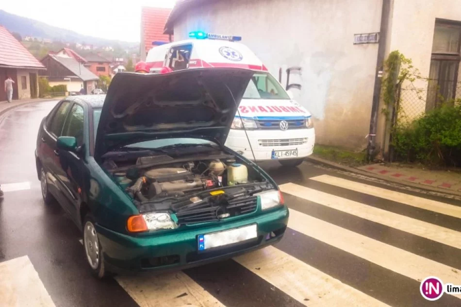 Zderzenie czterech aut. Poszkodowane trzy osoby, w tym dwoje dzieci - zdjęcie 4