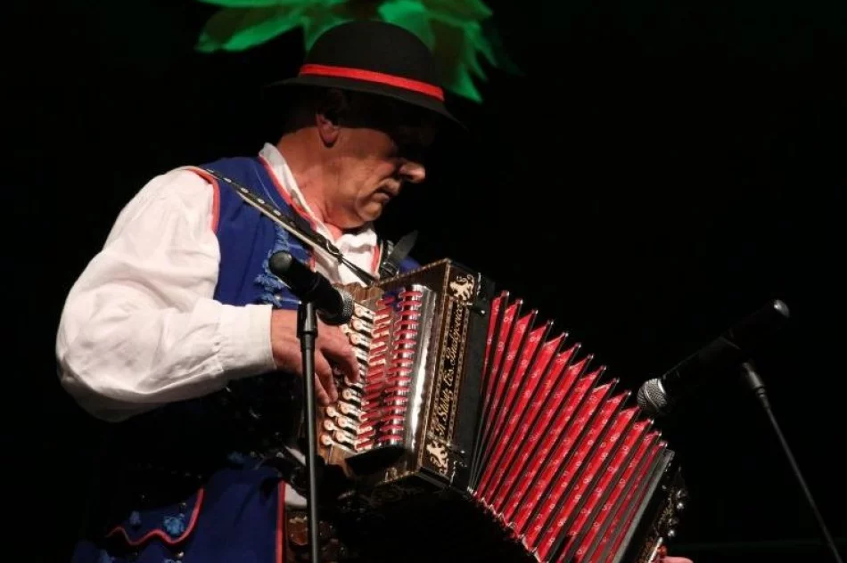 Artyści z gminy Limanowa po występach na "Limanowskiej Słazie" - zdjęcie 5