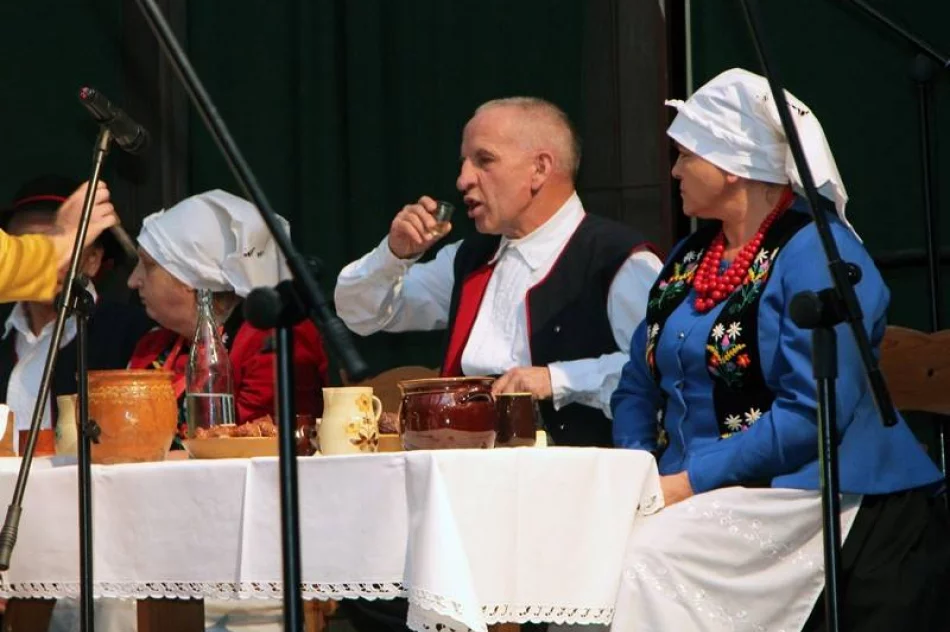 Artyści z gminy Limanowa po występach na "Limanowskiej Słazie" - zdjęcie 19