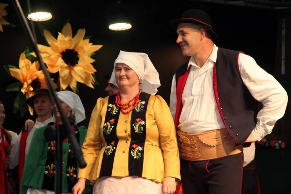 Artyści z gminy Limanowa po występach na "Limanowskiej Słazie" - zdjęcie 20