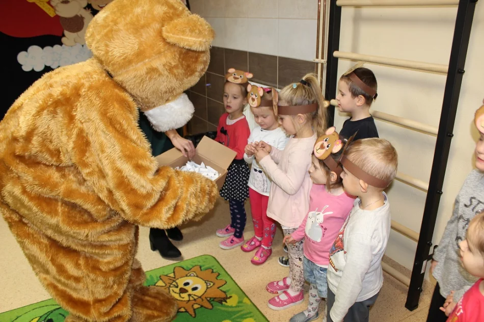 Dzień Pluszowego Misia w Miejskim Przedszkolu Nr 2 - zdjęcie 7