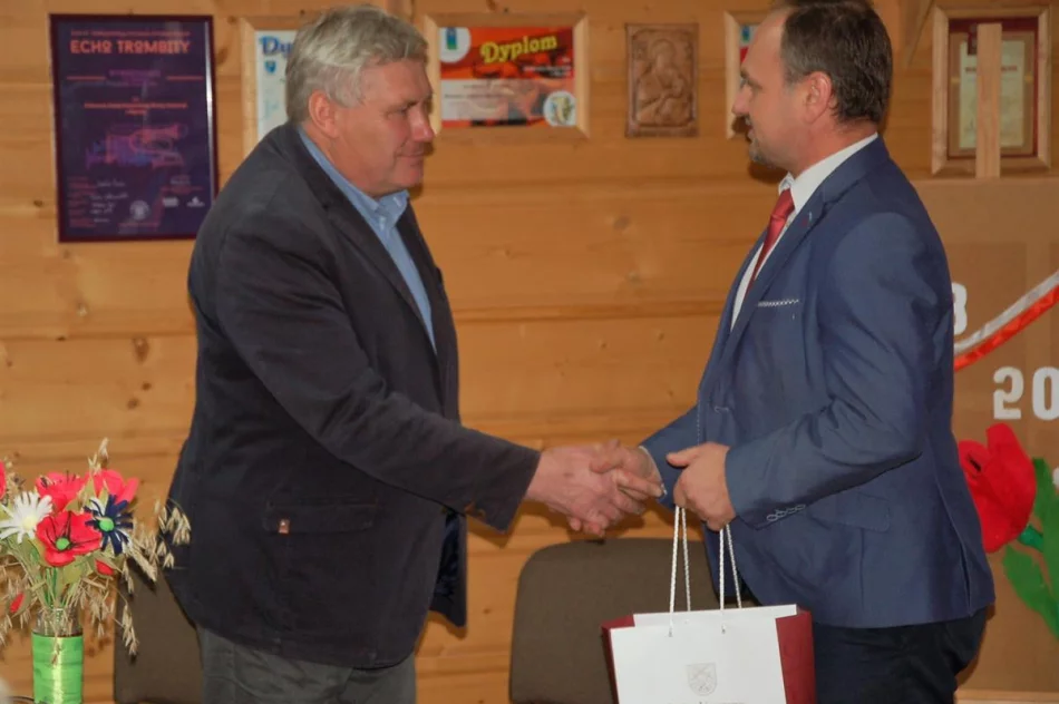 Podsumowanie projektu "Z Ziemi Limanowskiej ku Niepodległości” w bibliotece w Męcinie - zdjęcie 12