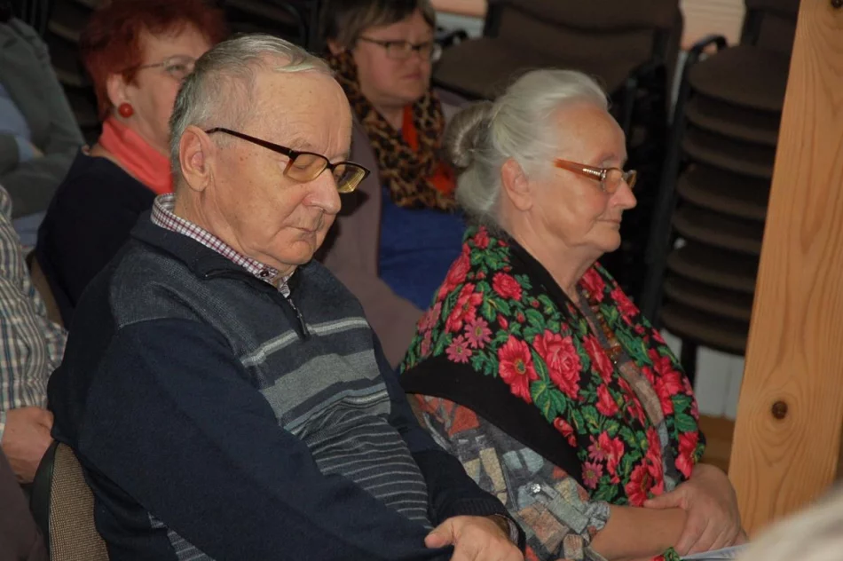 Podsumowanie projektu "Z Ziemi Limanowskiej ku Niepodległości” w bibliotece w Męcinie - zdjęcie 17