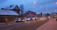 Drogowcy od rana frezują nawierzchnię. W mieście tworzą się korki - zdjęcie 2