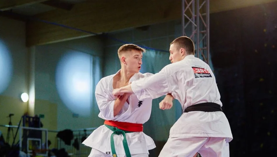 Mateusz Pławecki srebrnym medalistą Pucharu Europy Kyokushin Karate WKB w Warszawie! - zdjęcie 1