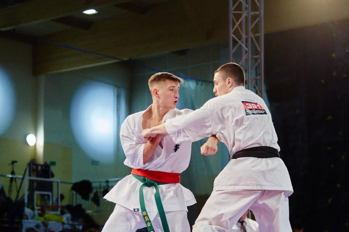 Mateusz Pławecki srebrnym medalistą Pucharu Europy Kyokushin Karate WKB w Warszawie!