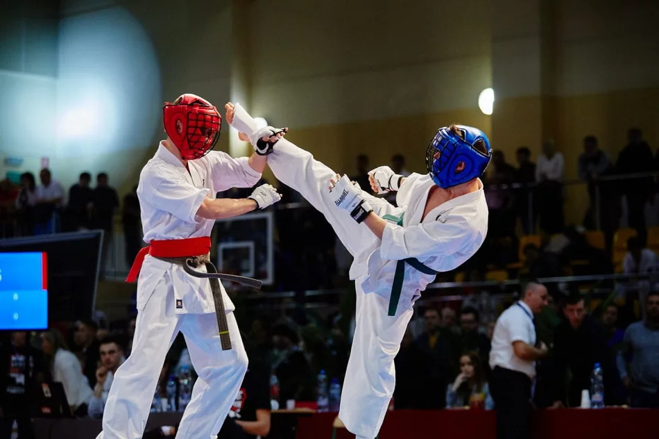 Mateusz Pławecki srebrnym medalistą Pucharu Europy Kyokushin Karate WKB w Warszawie! - zdjęcie 3