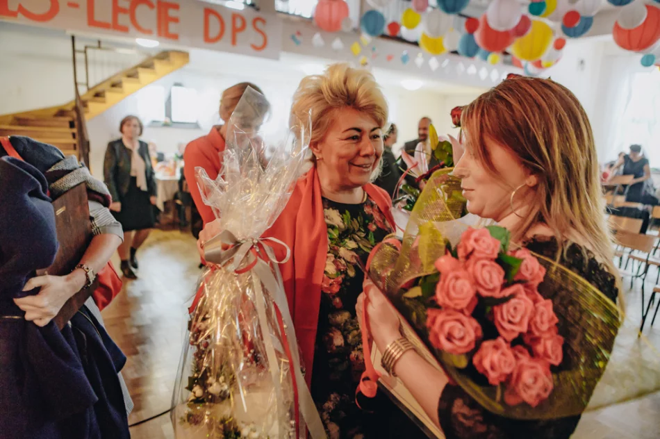 Społeczność DPS świętowała 15-lecie działalności placówki - zdjęcie 16