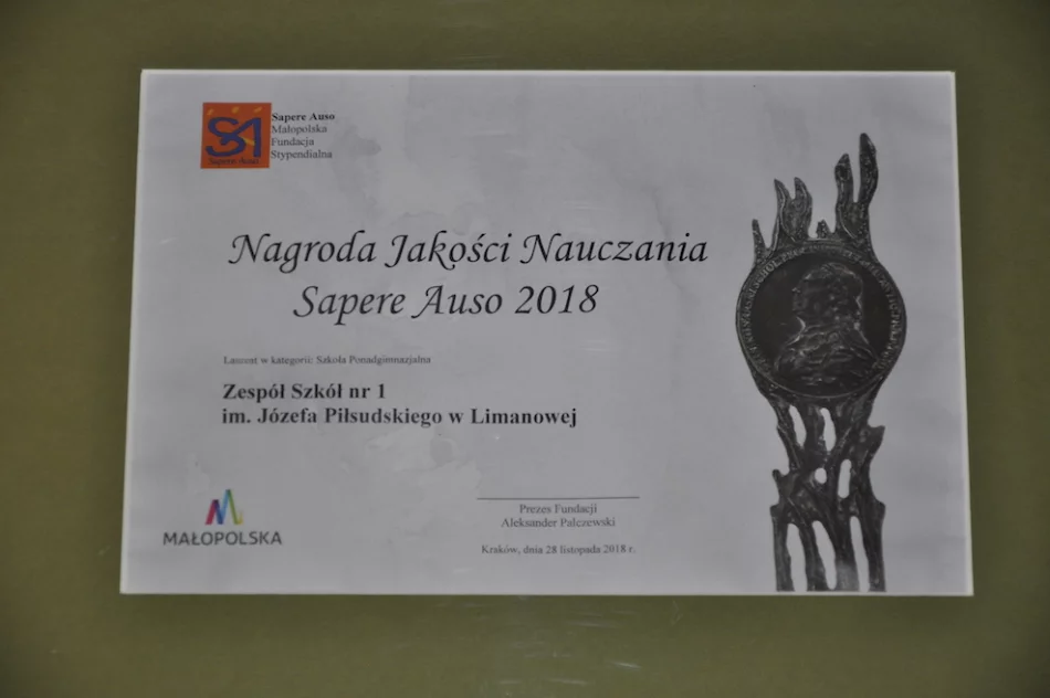 Nagroda Jakości Nauczania dla Zespołu Szkół nr 1 im. Józefa Piłsudskiego - zdjęcie 3