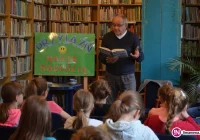 Aktor, reżyser i senator gościł w bibliotece - zdjęcie główne