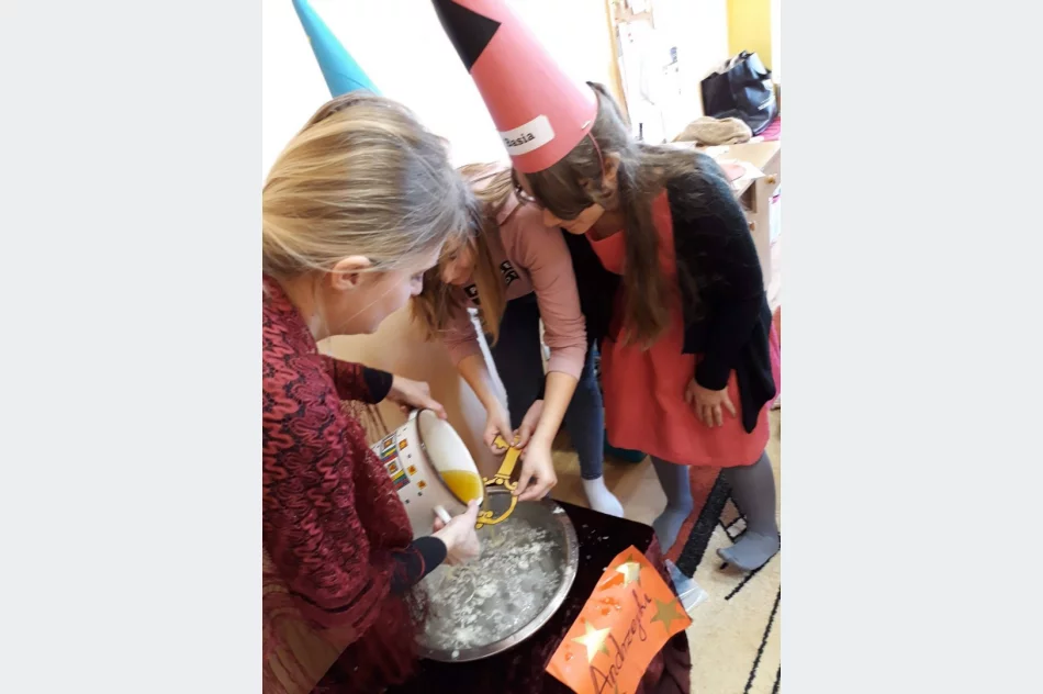 Andrzejki w Miejskim Przedszkolu Nr 2 - zdjęcie 2