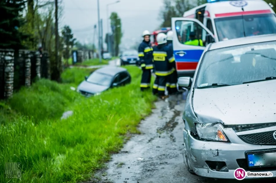 Volkswagen uderzył w Mazdę i wjechał do rowu - zdjęcie 4